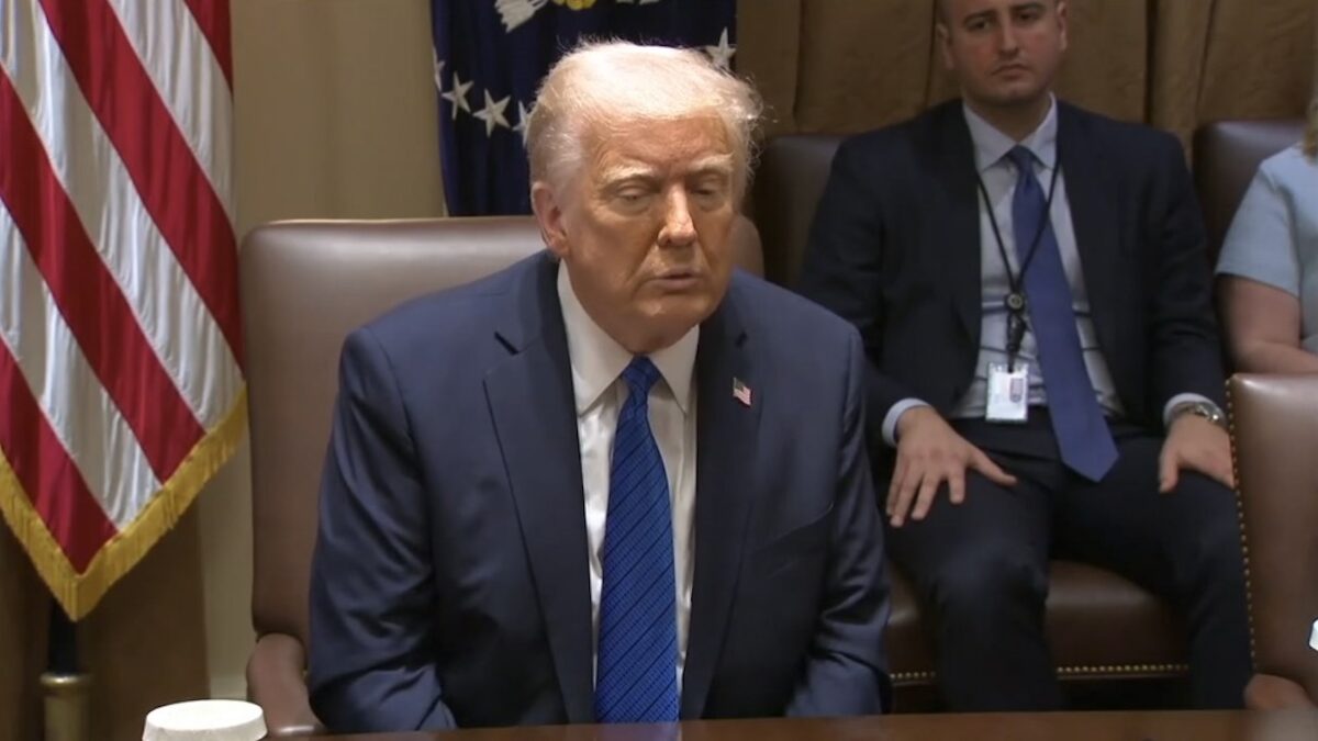 I primi sei mesi di Trump, tra guerre e dazi le preoccupazioni dei trentini