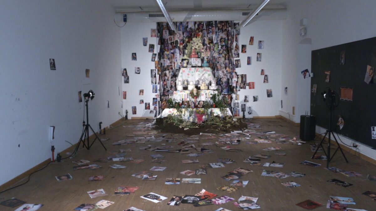 Esprimersi non solo a parole: in UniBz la mostra “Diplorama!”