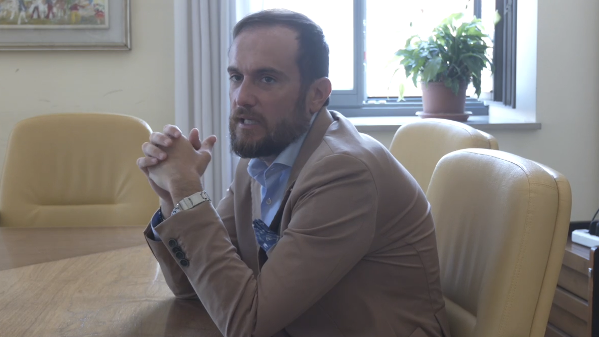 Ecco il presidente (cantautore) della comunità della Vallagarina