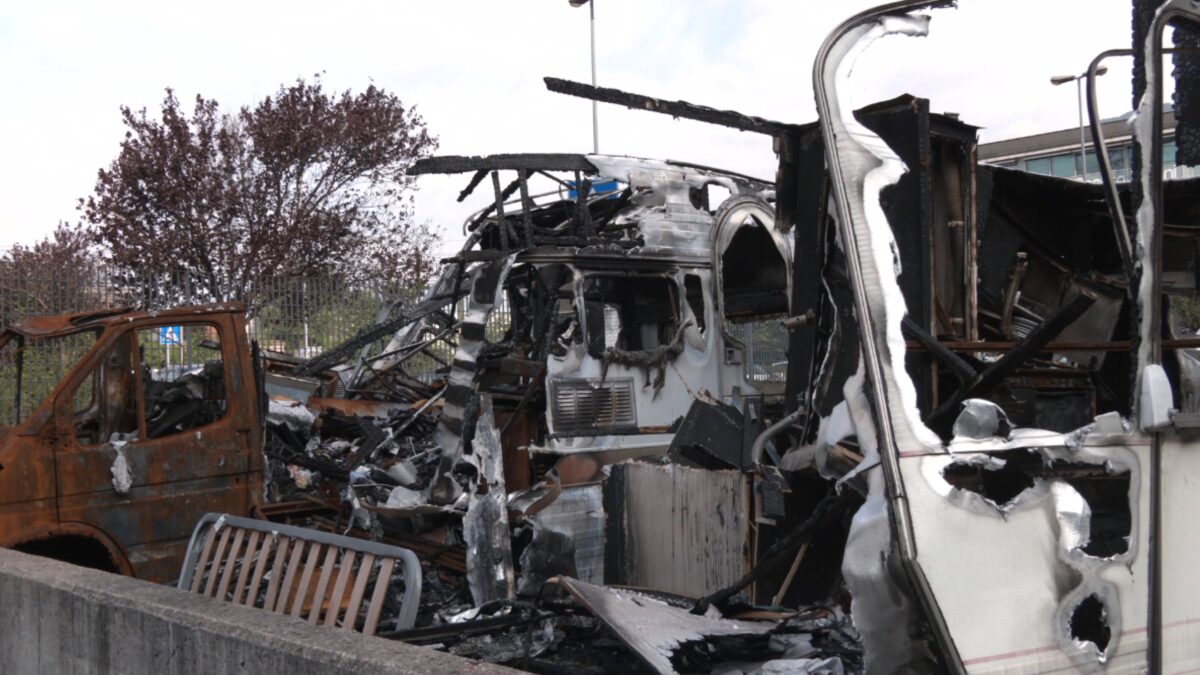 Mezzi incendiati chi li rimuove?