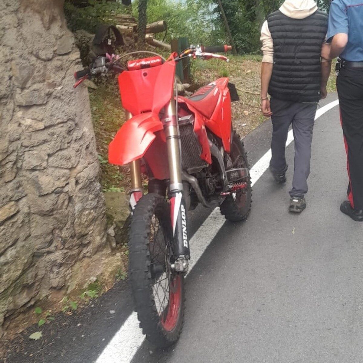 foto-roncone-moto-aspect-ratio-1200-1201