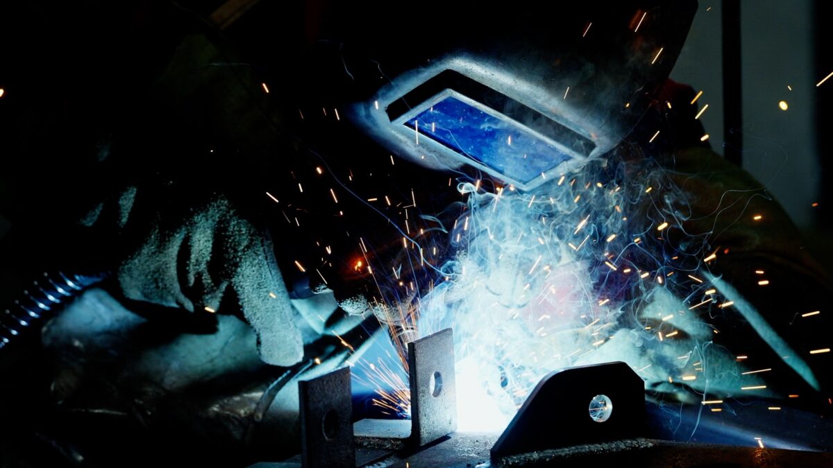 In Trentino manca il 56% di operai specializzati, la Cisl: “Così cambia la società”