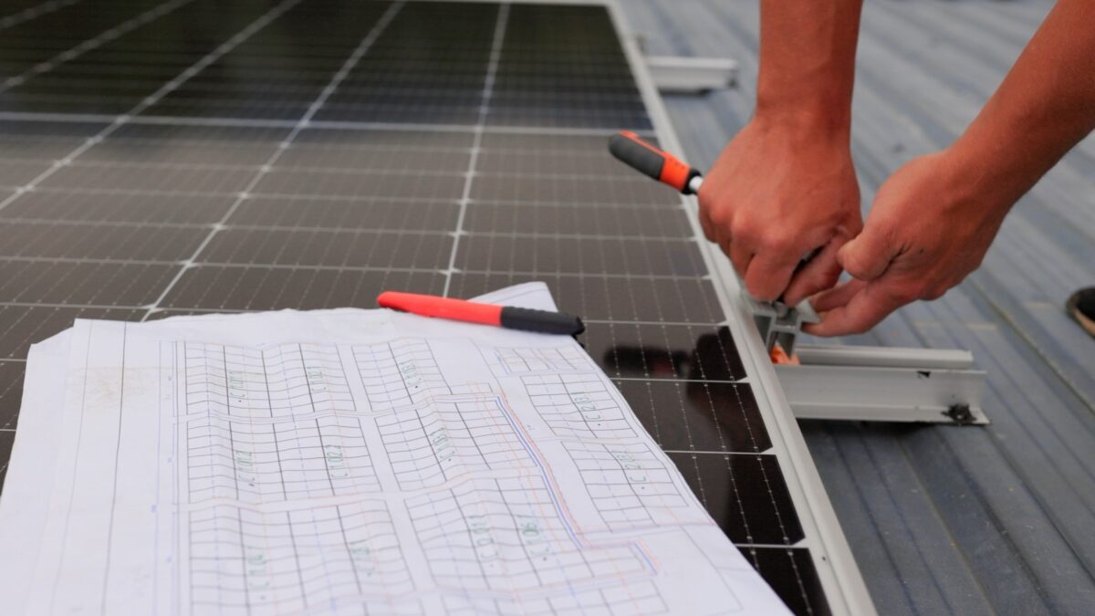 L’Italia penalizza il fotovoltaico cinese. L’esperto: “Partita persa, sono ottimi”