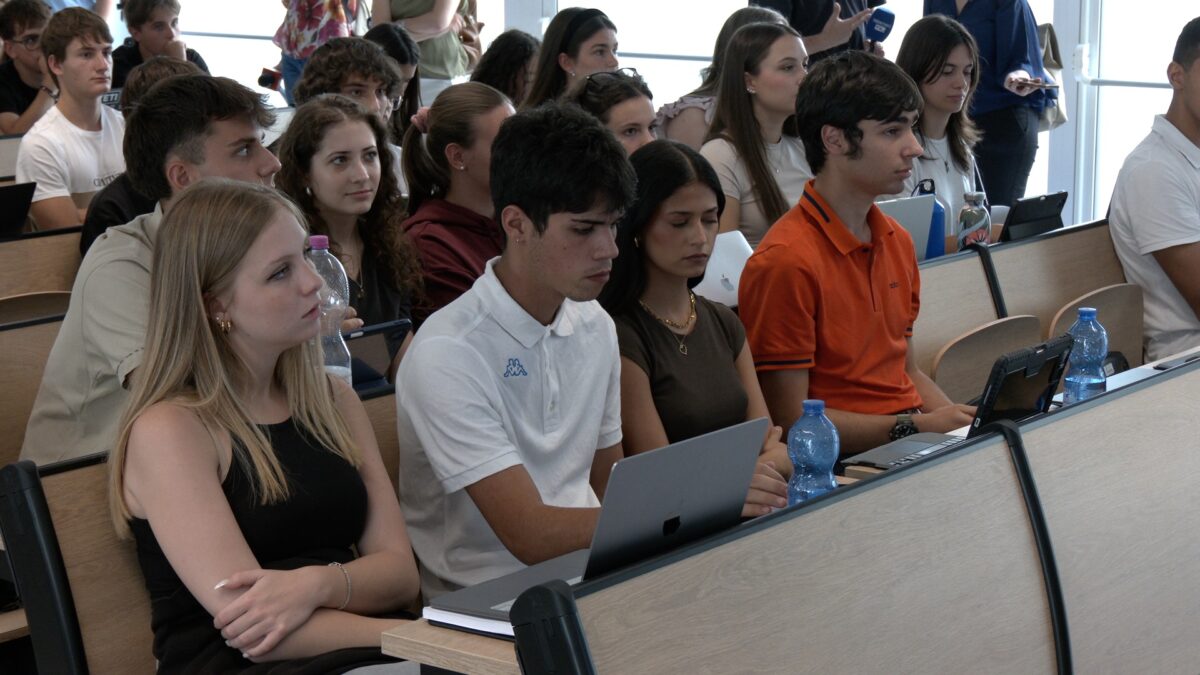Trento: Medicina, al via le lezioni del semestre aperto