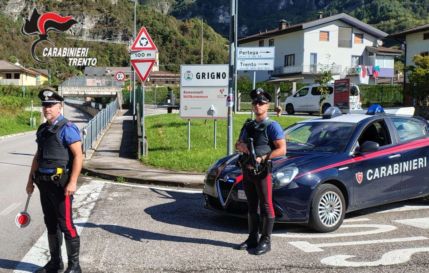 FOTO coltello grigno 1