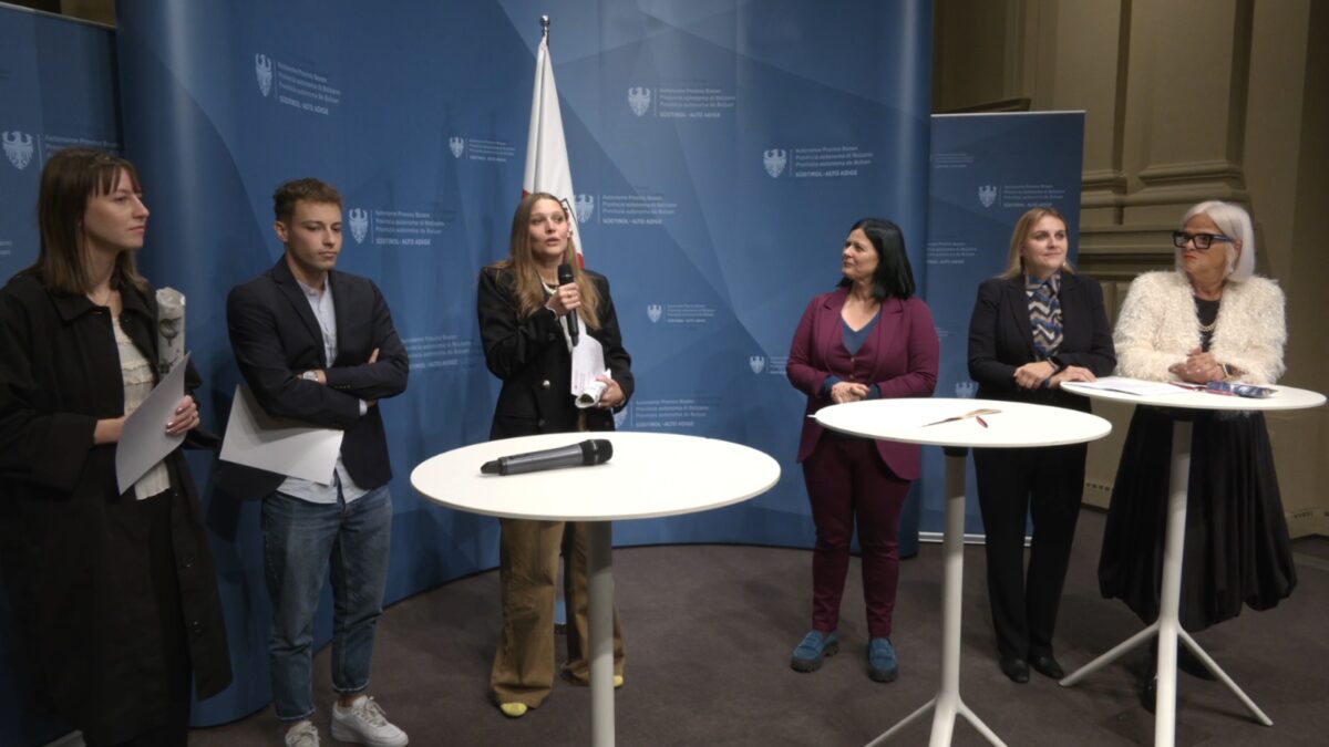 Assegnati i premi Menapace: una sveglia verso le pari opportunità