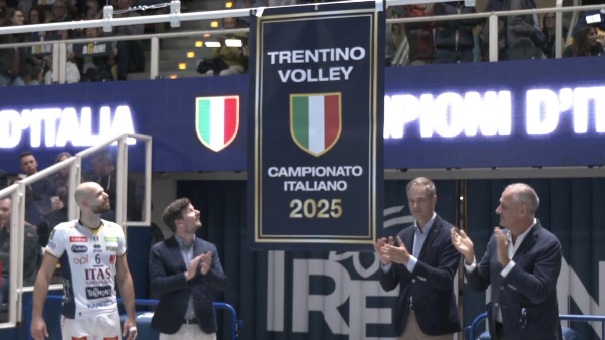 L’Itas vince la prima in casa sul campo tricolore. Padova battuta in tre set