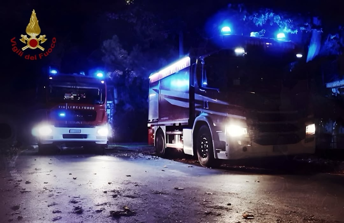 FOTO incendio lagolo