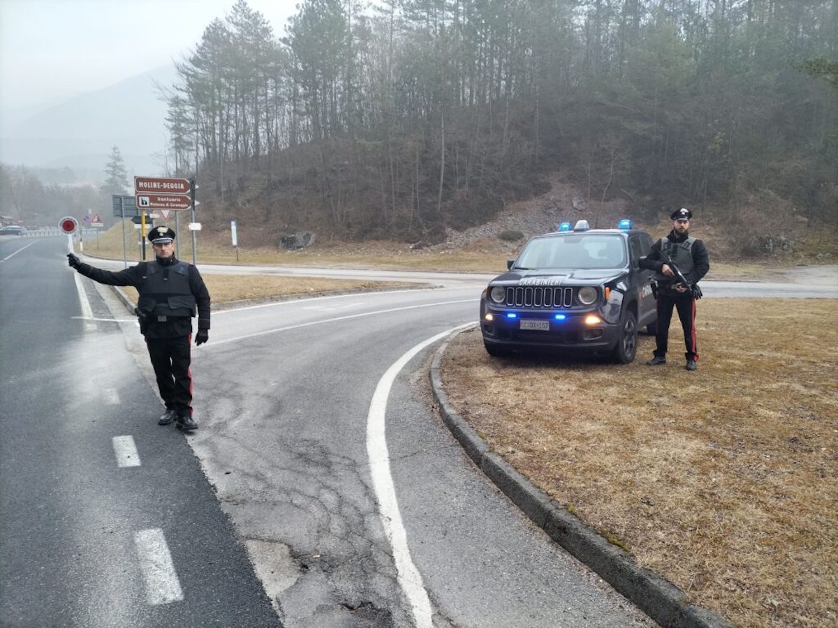 FOTO truffatori san lorenzo dorsino