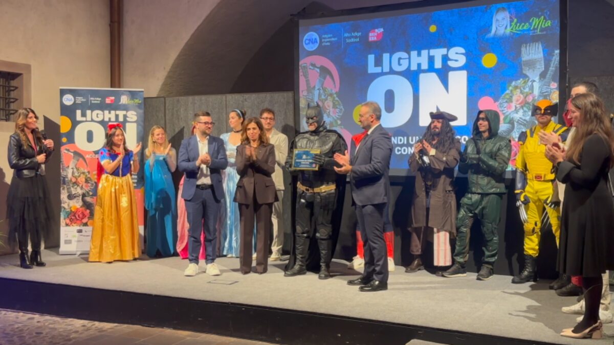 Emozioni e sorrisi per la 1^ LIGHTS ON accendi un sorriso con CNA