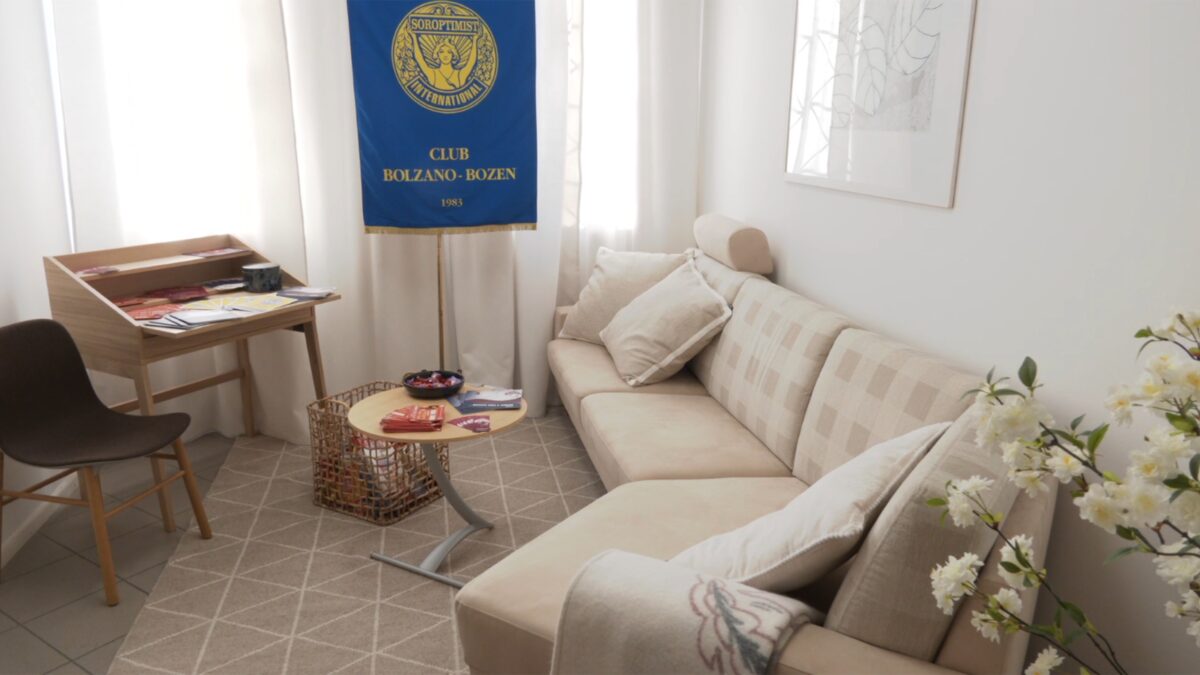 Violenza sulle donne: in commissariato a Bressanone inaugurata una stanza protetta