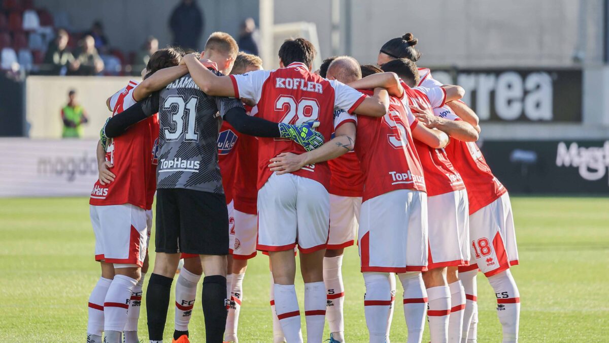 Squadra-Mannschaft-scaled-aspect-ratio-1200-675