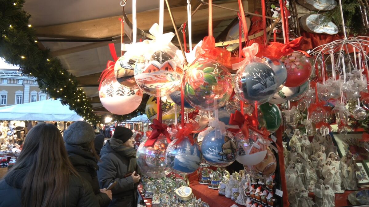 Trento, entra nel vivo il mercatino di Natale