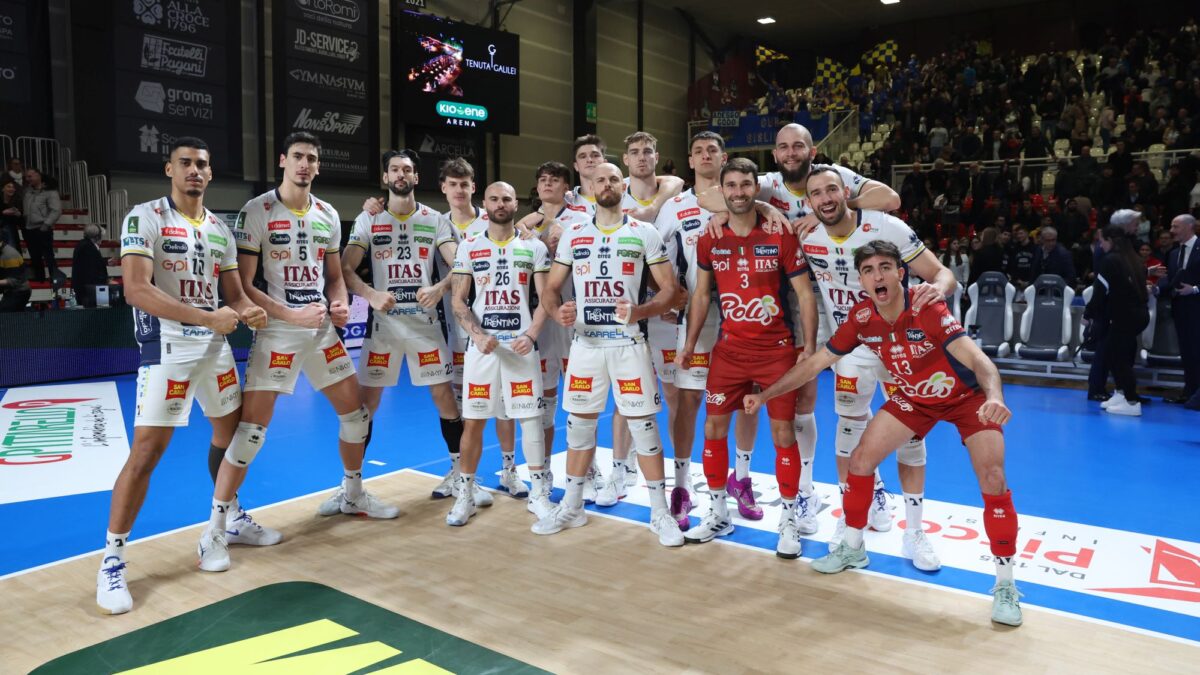 Itas-Trentino-festeggia-il-3-0-a-Padova-aspect-ratio-1200-675