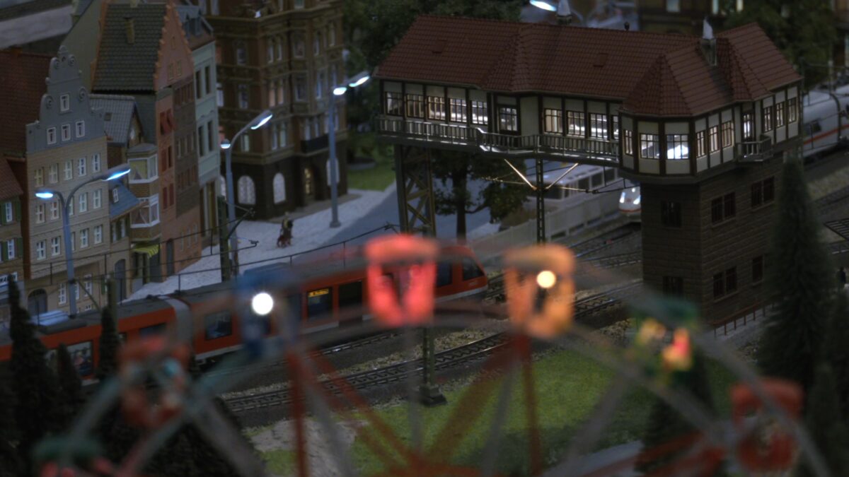 Un’immaginaria città altoatesina in miniatura: torna il plastico in mostra a Caldaro