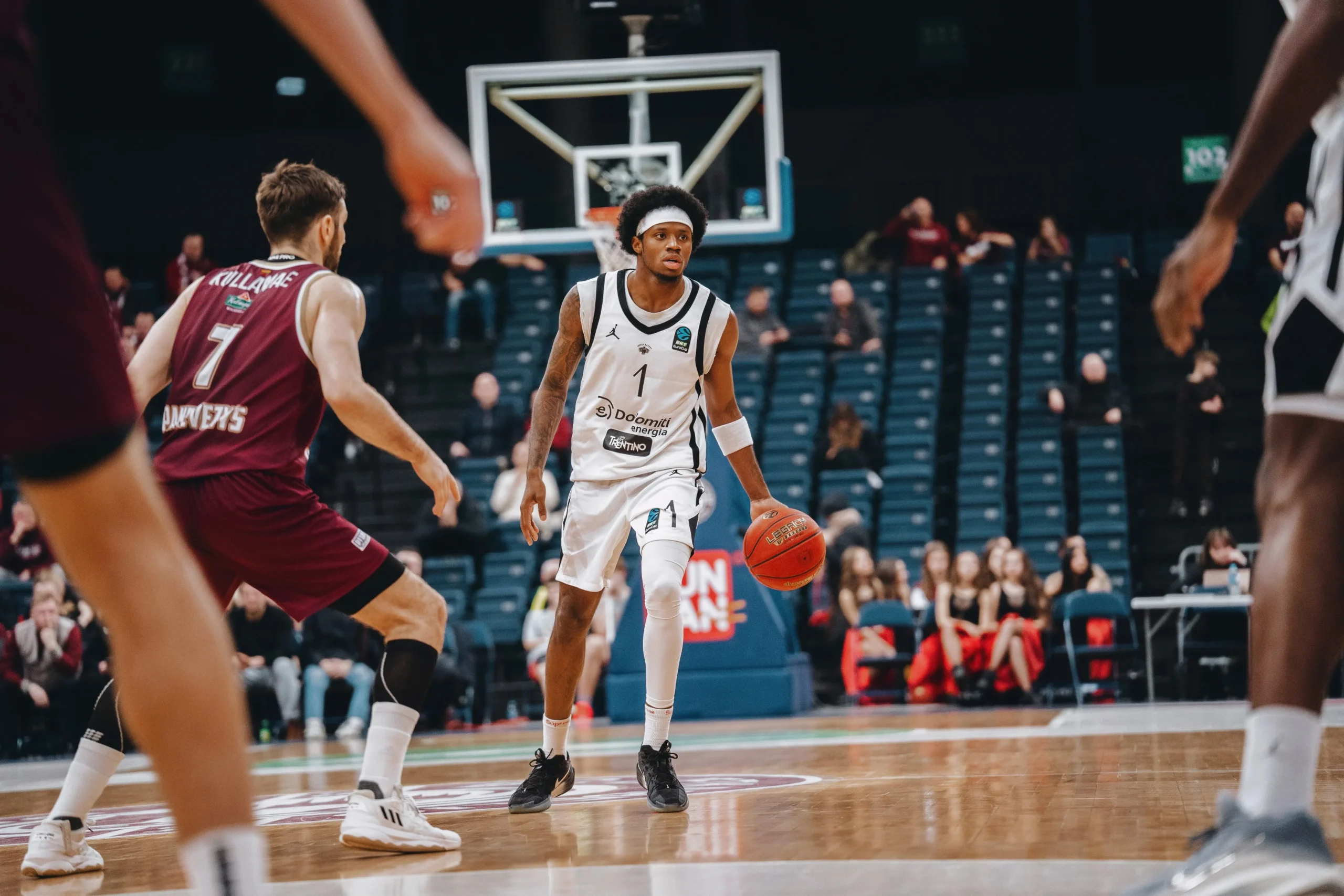 FOTO Aquila vince in Lituania