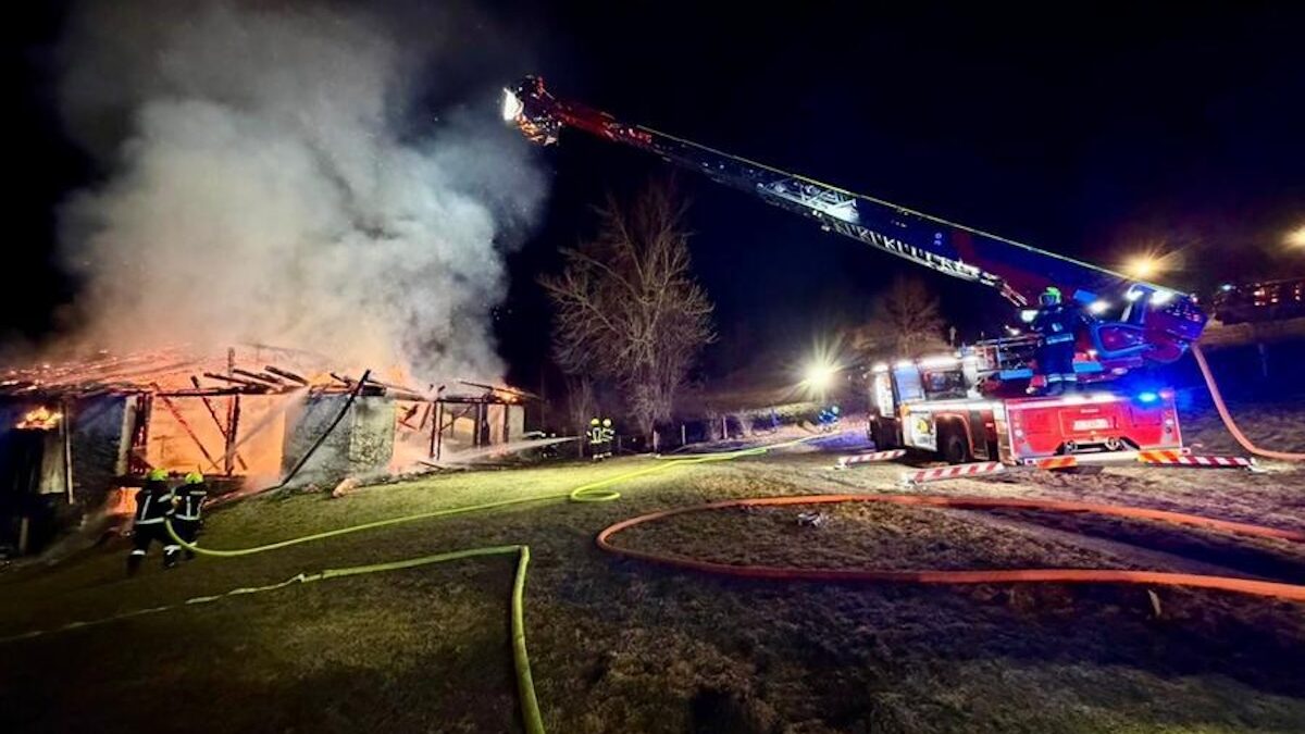 FOTO-incendio-fienile-aspect-ratio-1200-675