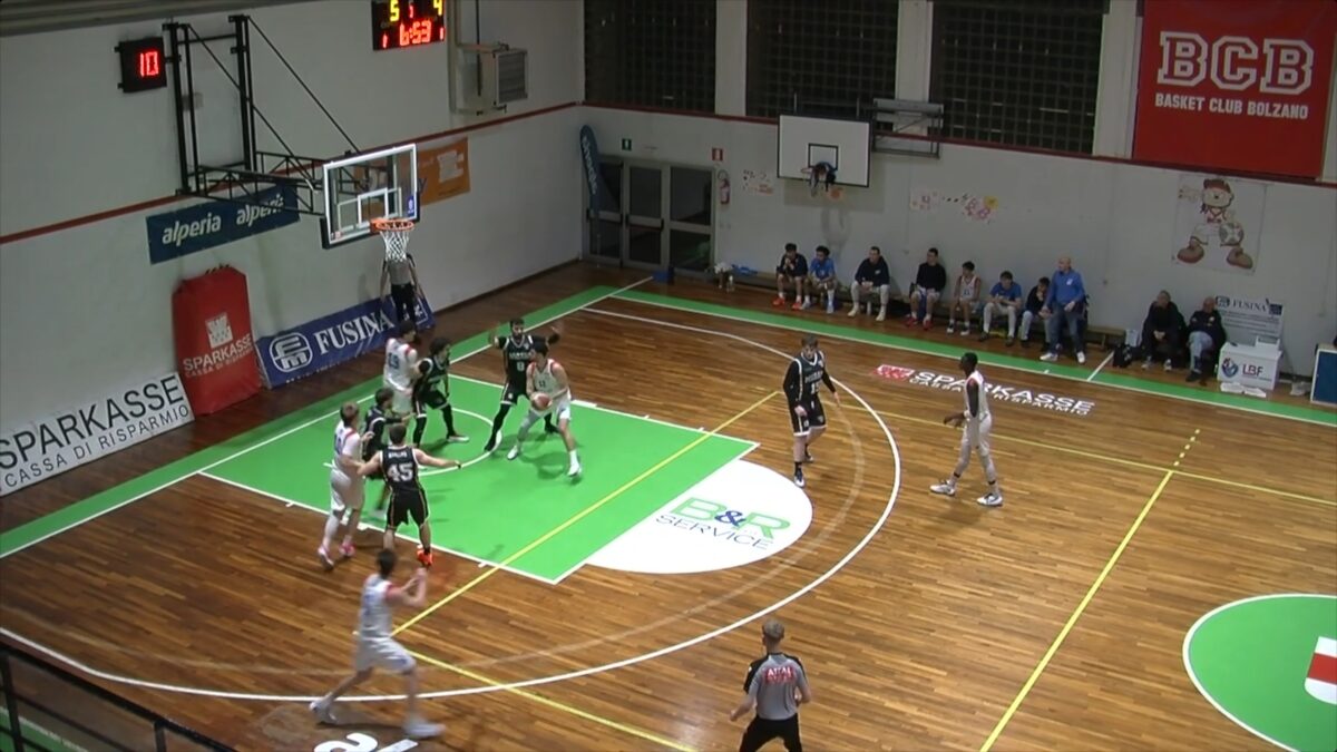 Basket: sconfitta bruciante per il Piani Bolzano