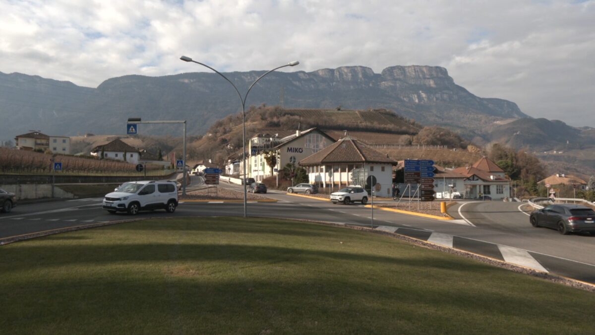 Tunnel del Pillhof: continua la raccolta firme nell’Oltradige