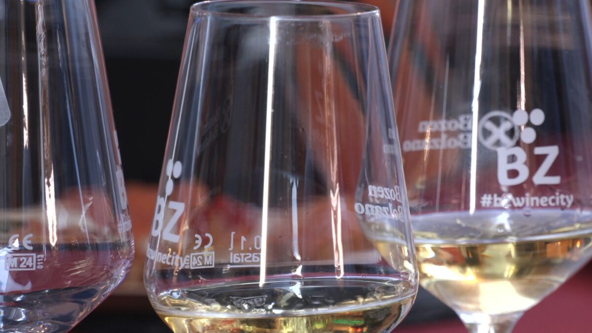 Vino in Alto Adige: il mercato richiede nuovi consumatori