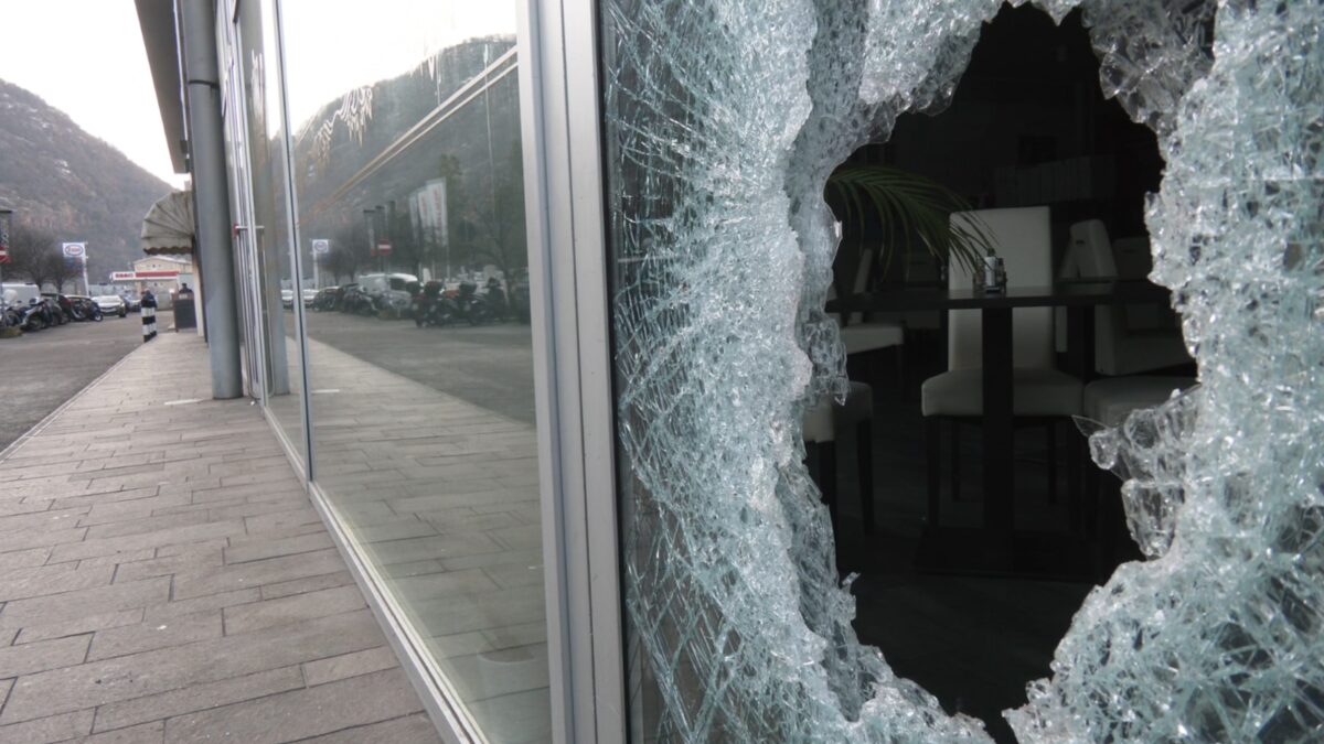 Bolzano, doppia spaccata a Maso della Pieve