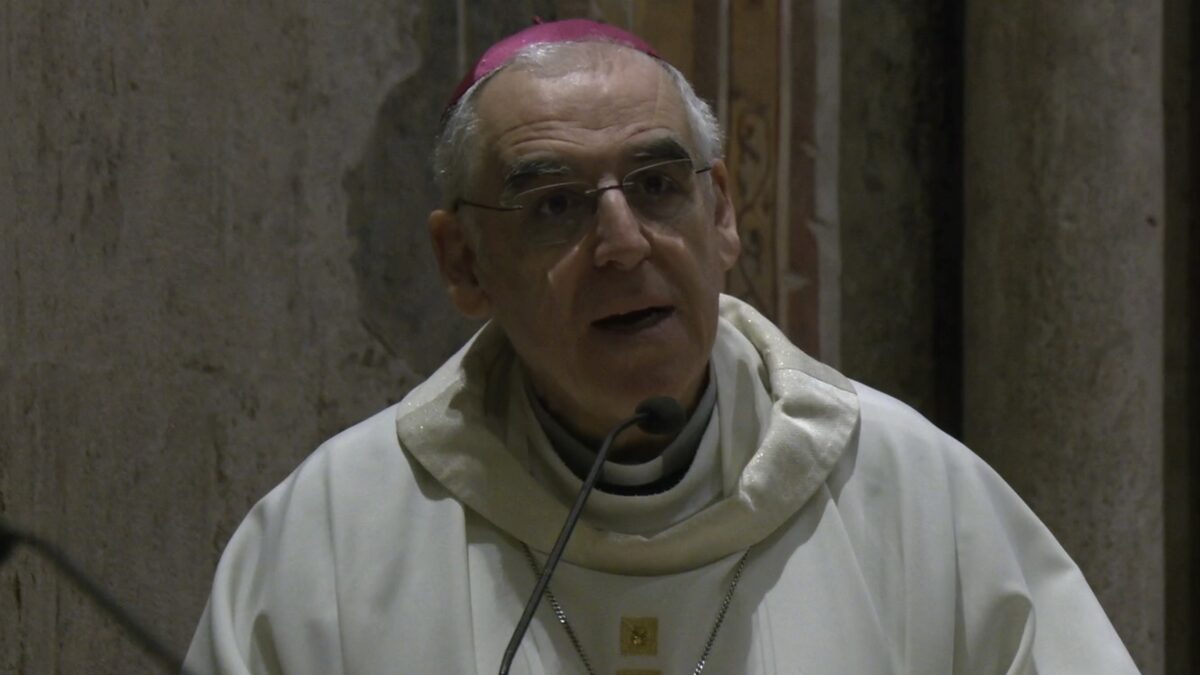 L’arcivescovo Tisi ai giornalisti: “Siate un argine alle fake news di internet”