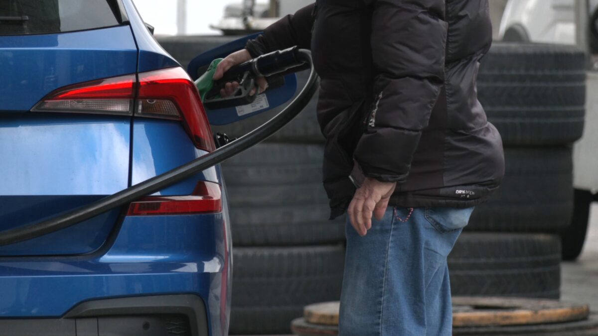 Anche in Alto Adige cala il prezzo della benzina ma aumenta il diesel