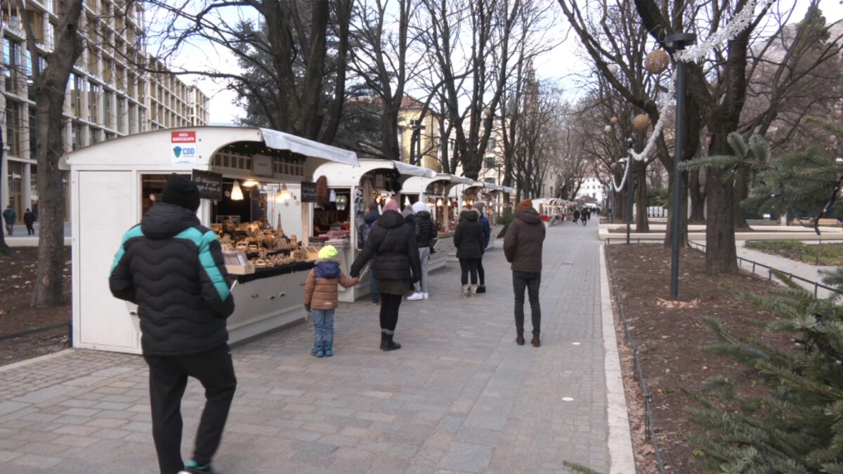 Bolzano, bilancio in chiaroscuro per il mercatino in viale della stazione