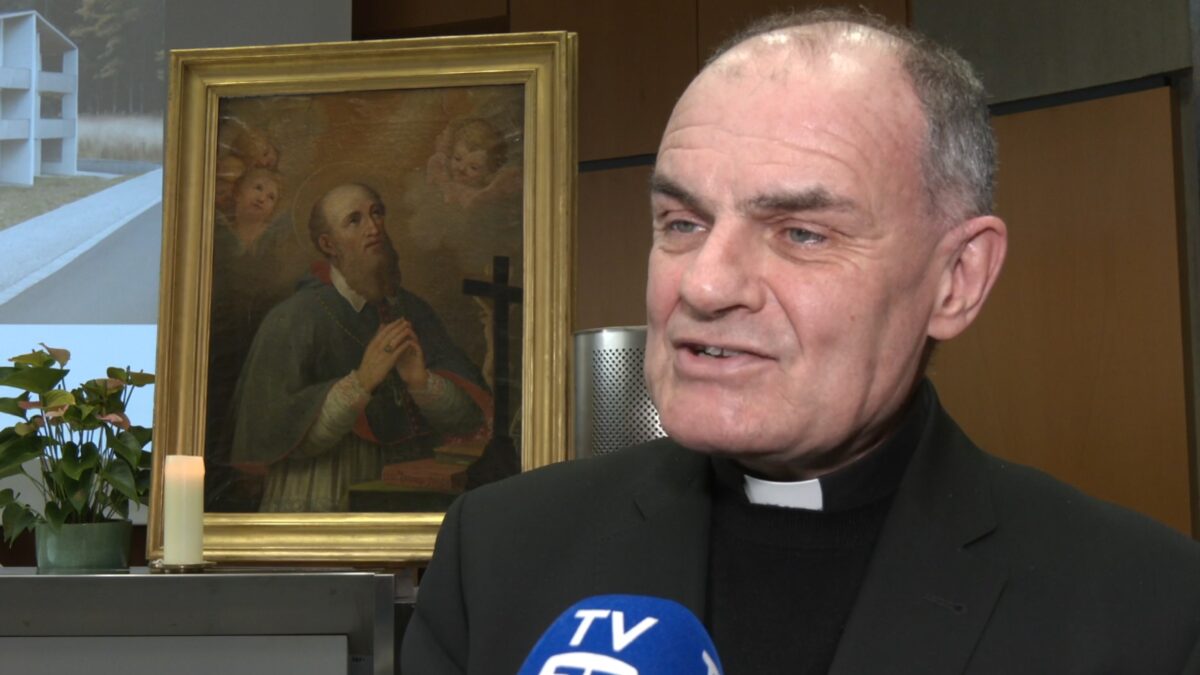 vescovo-muser-san-francesco-di-sales-1-scaled-aspect-ratio-1200-675