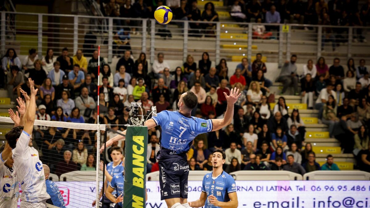 Volley, domani in campo per l’ultima di regular season. Trento deve difendere il terzo posto