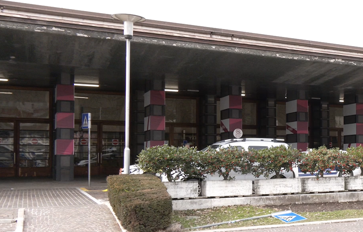 FOTO-aggredisce-la-convivente-alla-stazione-aspect-ratio-1200-766