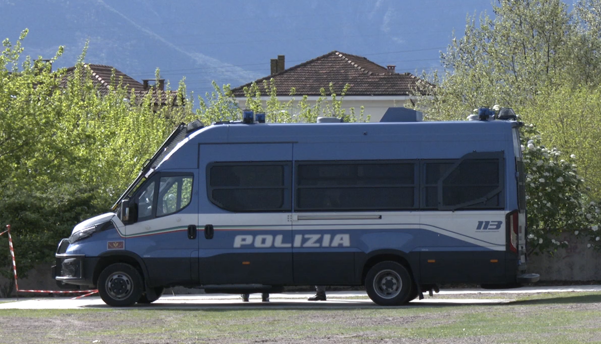 FOTO arrestato nel palazzo abbandonato