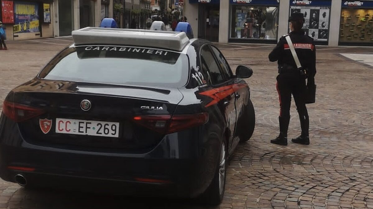 FOTO-tenta-di-sequestrare-il-figlio-aspect-ratio-1200-675