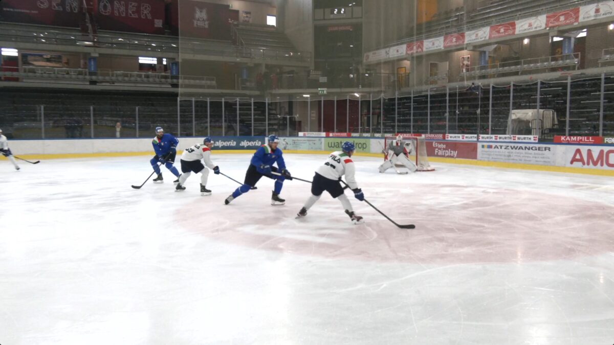 Hockey su ghiaccio: Italia al lavoro in vista del debutto olimpico