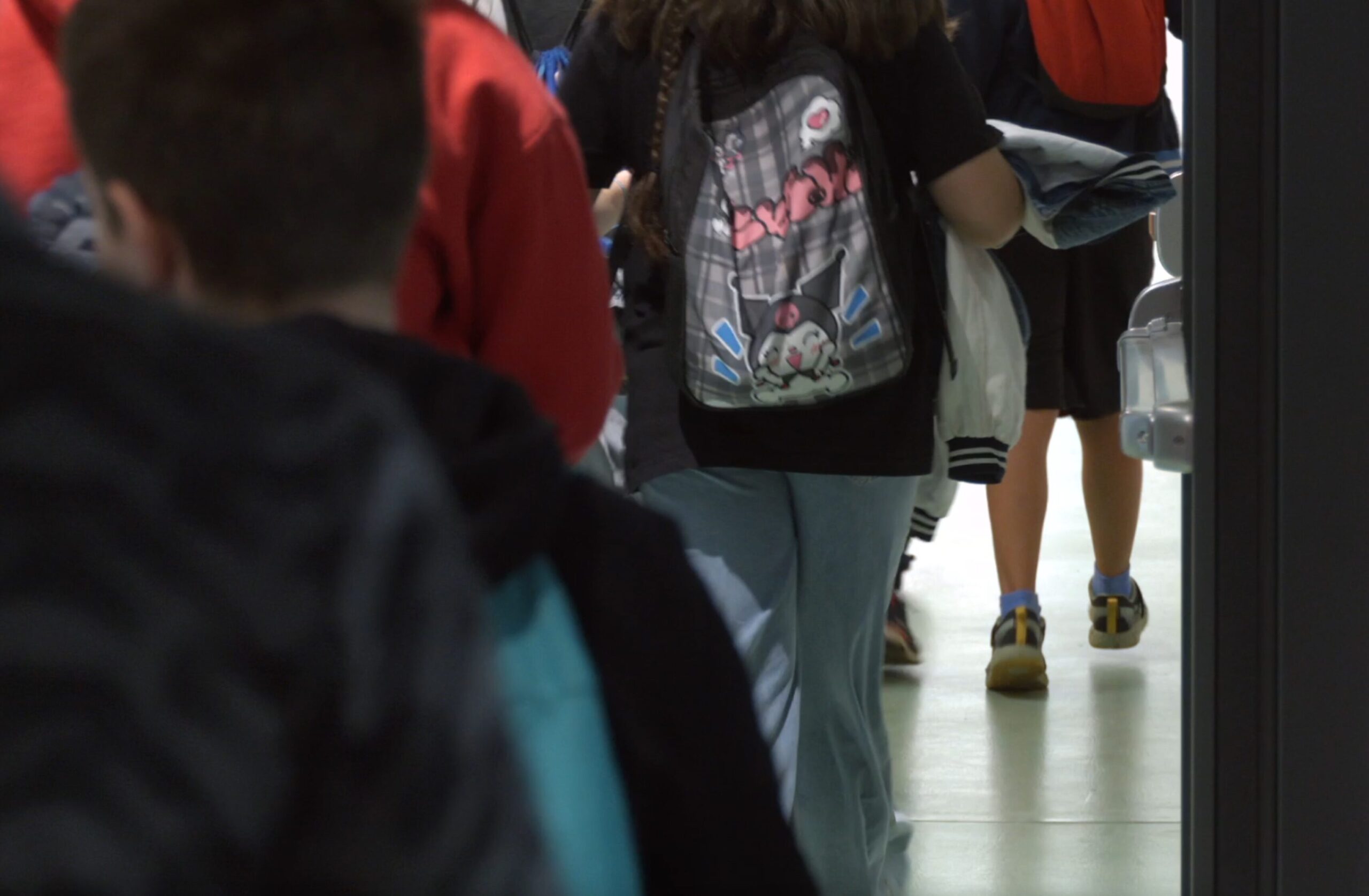 scuola-studenti-scaled-aspect-ratio-2193-1436