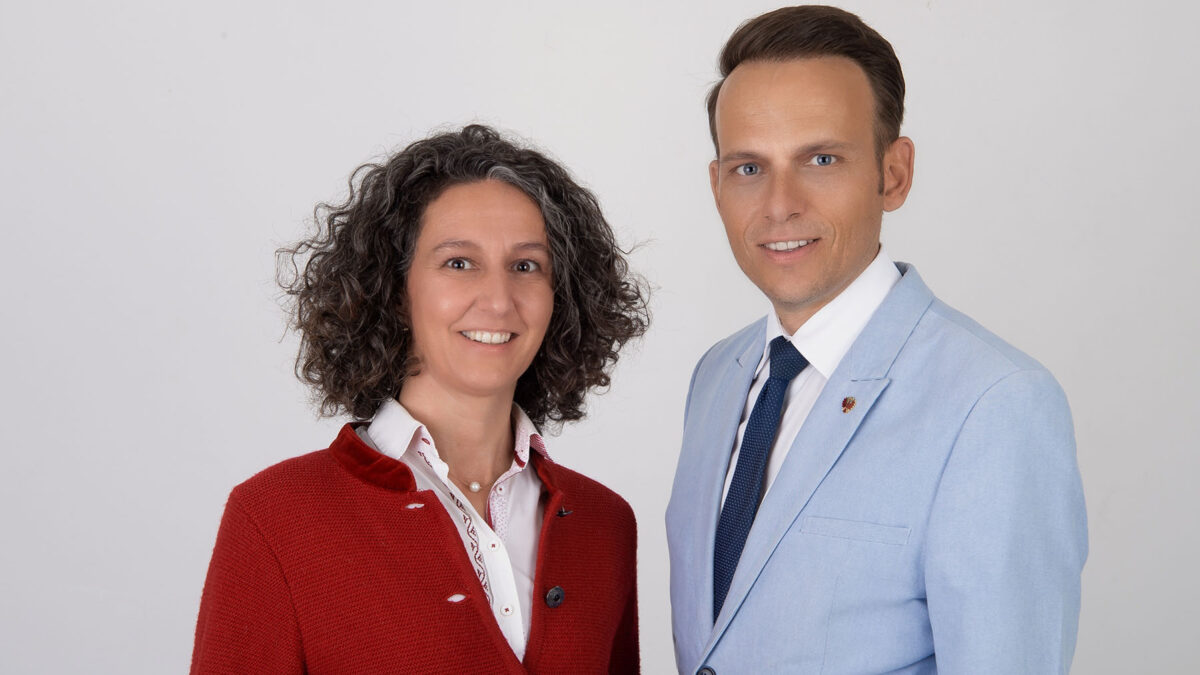 2023-07-19-Sven-Knoll-Myriam-Atz-aspect-ratio-1200-675