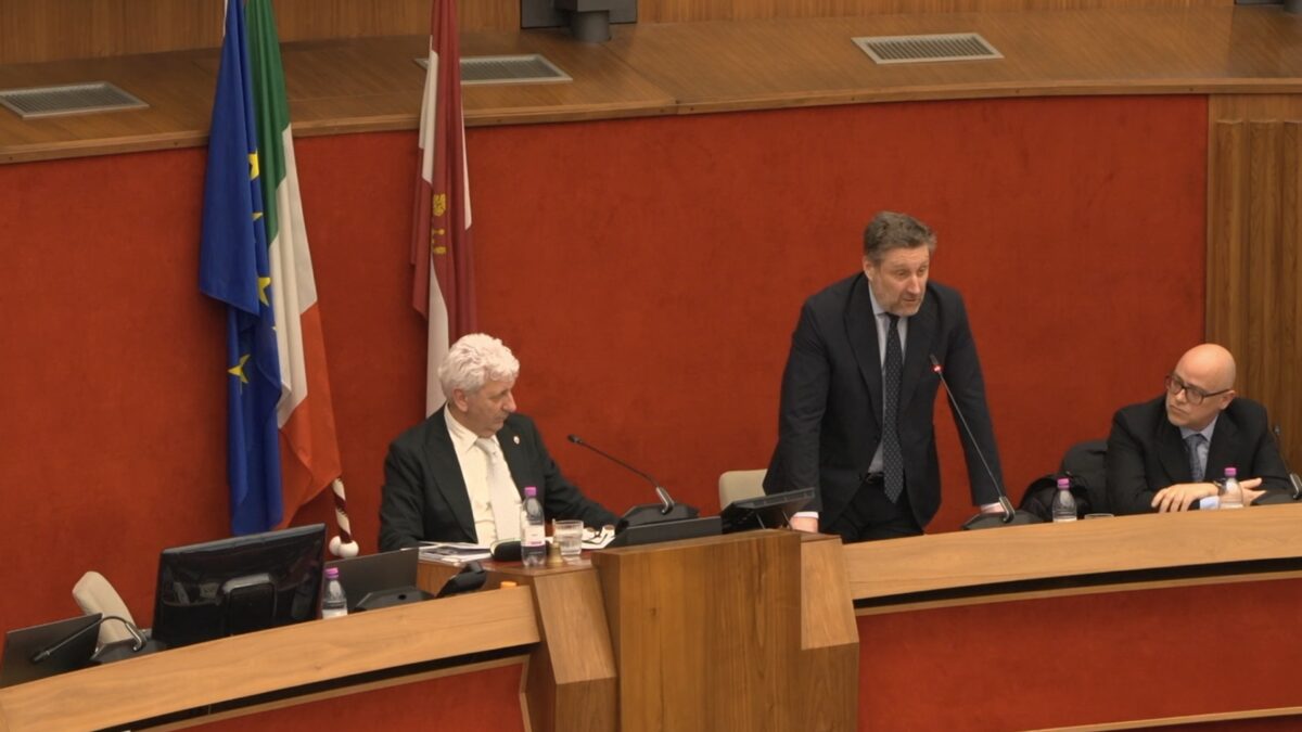 FOTO-apertura-tg19-scaled-aspect-ratio-1200-675