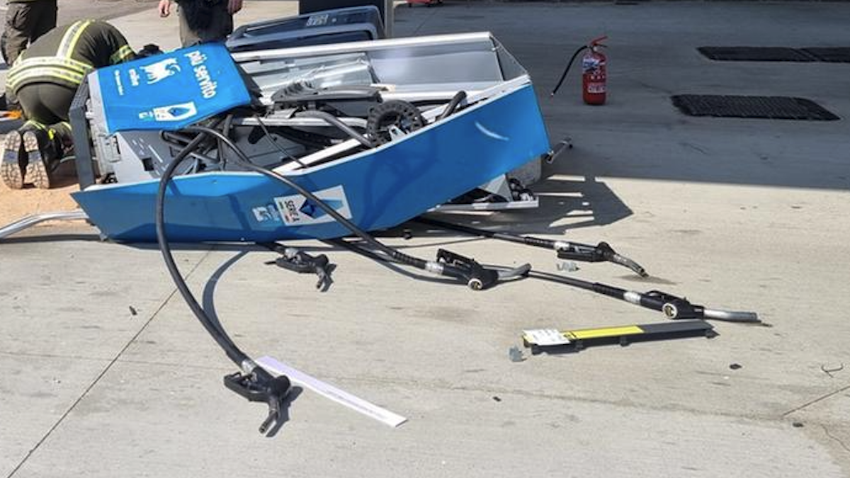 FOTO-autolavaggio-rovereto-aspect-ratio-1200-675