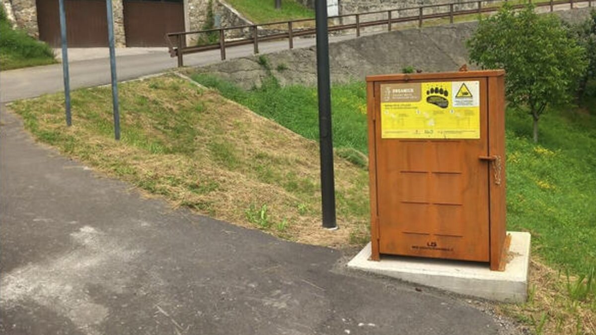 FOTO-cassonetti-anti-orso-aspect-ratio-1200-675