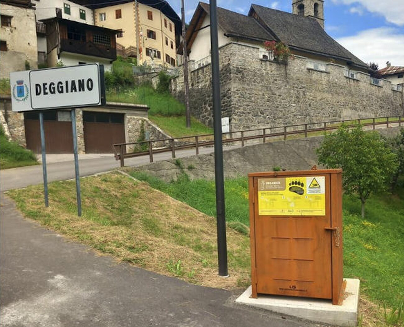 FOTO-cassonetti-anti-orso-aspect-ratio-1300-1054