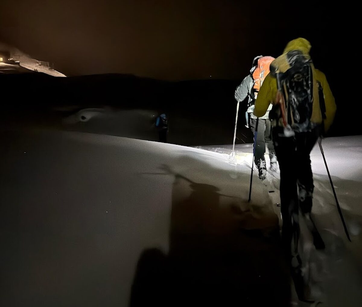 FOTO-soccorso-Adamello-aspect-ratio-1200-1016