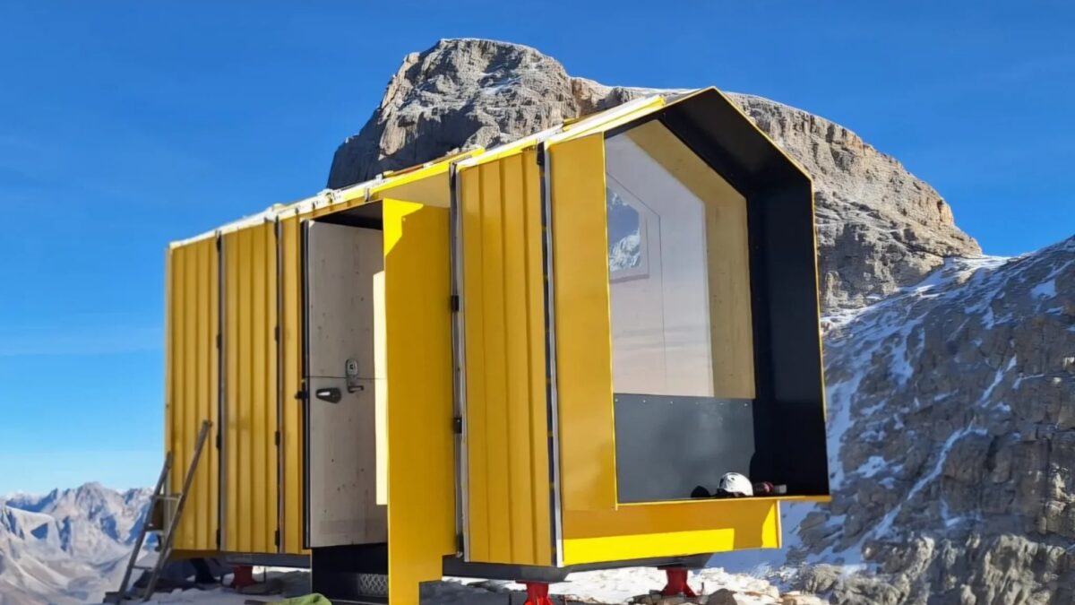 FOTO-soccorso-telefonico-sulle-Pale-2-aspect-ratio-1200-675