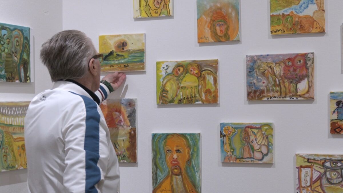 Dal buio alla luce: al Dormizil le opere di Carlo D’Andrea