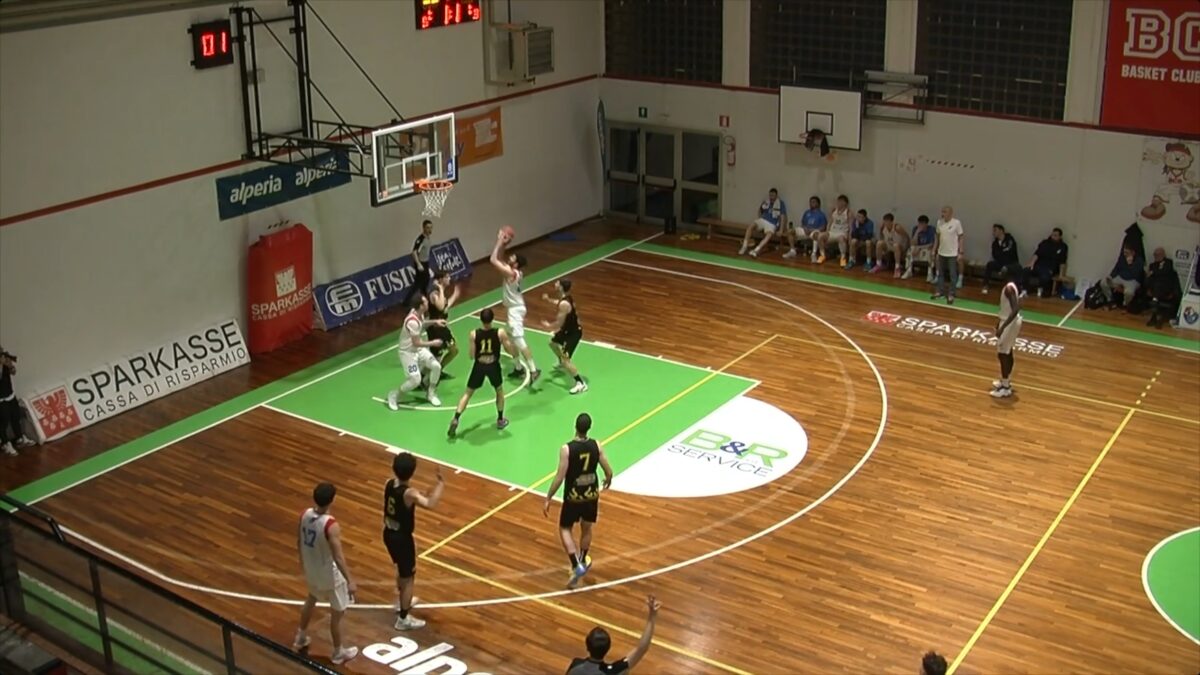 Pallacanestro: successo casalingo per il Piani Bolzano