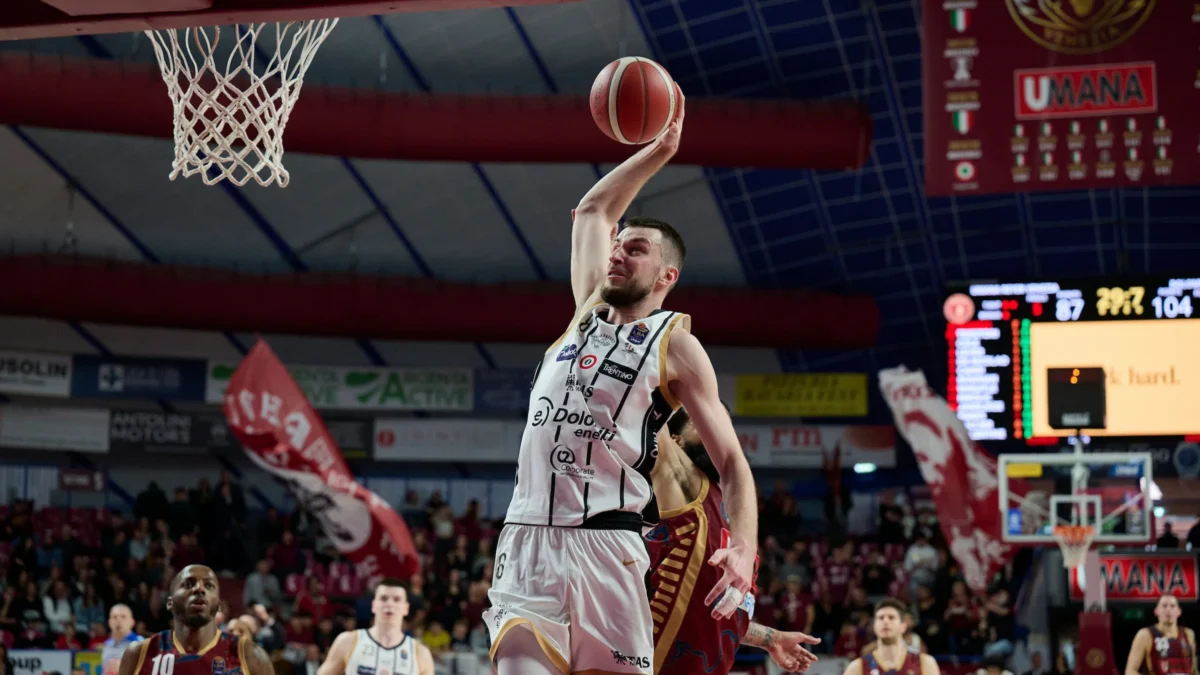 Ven-Tre-1610-1-aspect-ratio-1200-675