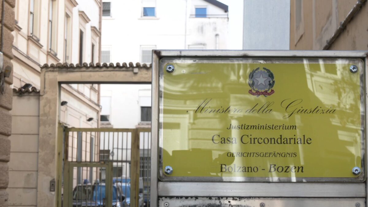 Carcere di Bolzano: sospesi temporaneamente i lavori di pubblica utilità con il Comune