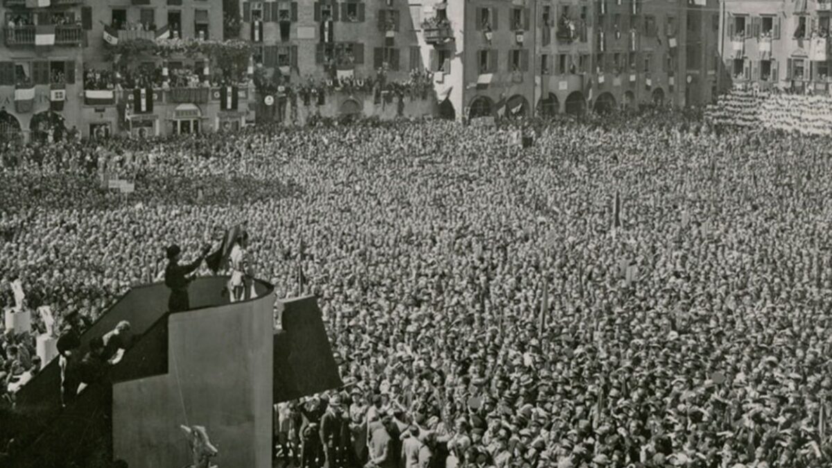 Mussolini cittadino onorario di Trento: il PD chiede la revoca, FDI si asterrà