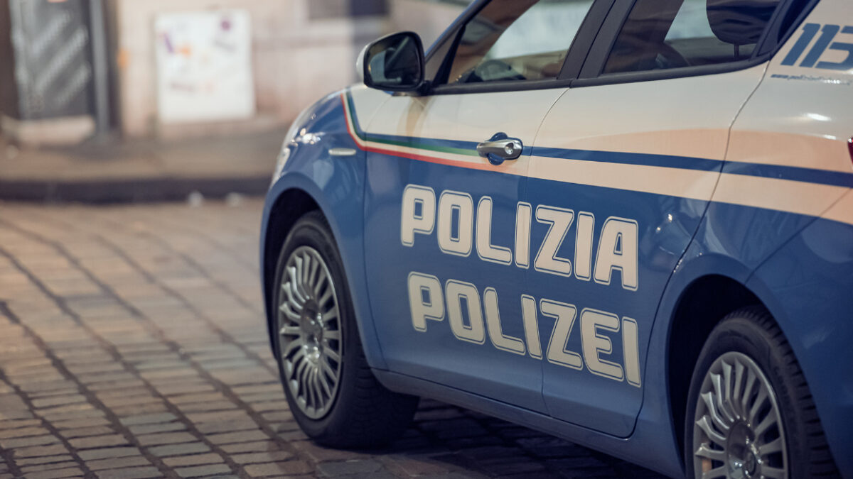 polizia-bar-aspect-ratio-1200-675
