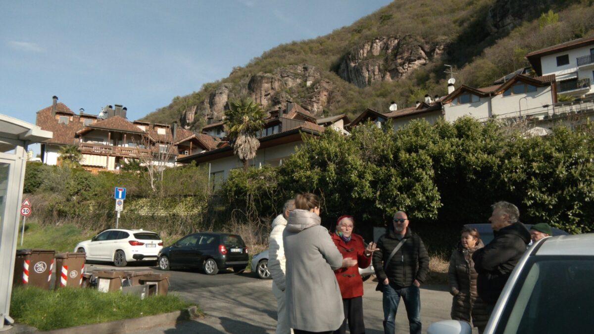 Zona Cactus: residenti isolati e senza marciapiede