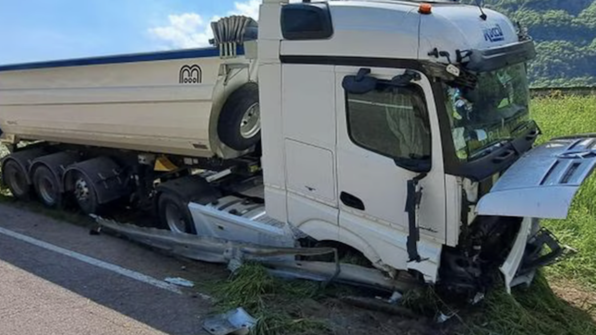 FOTO-camion-pneumatico-aspect-ratio-1200-675